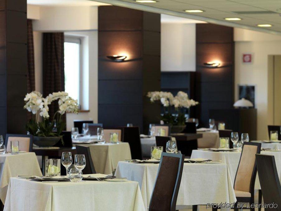 Holiday Inn Salerno-Cava De' Tirreni By Ihg Εστιατόριο φωτογραφία